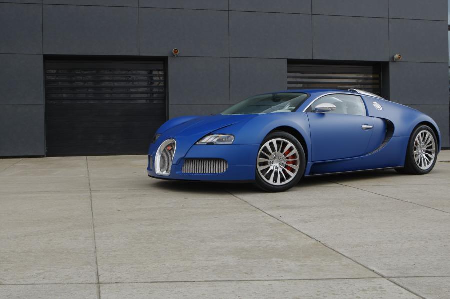  Bugatti Veyron 16.4 Bleu Centenaire 2009 года  (фото 4 из 21)